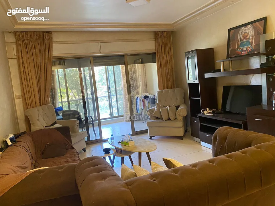 شقة استثمارية مميزة طابق ثاني 100م مؤثثه بالكامل في أجمل مناطق دير غبار / ref 9386