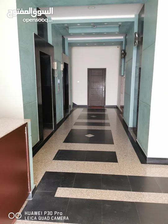 2BR pent house flat in Amrat