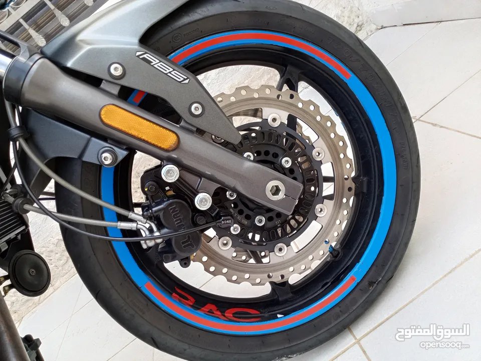 دراجه سي اف موتو  NK650cc بحالة الجديدة استعمال خفيف جدا موديل 2021