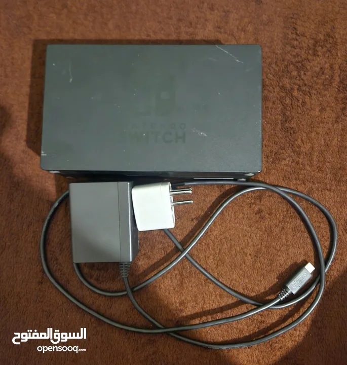 نينتندو سويتش مع كينترولارنينتندو سويتش مع كينترولارنينتندو سويتش مع كينترولار