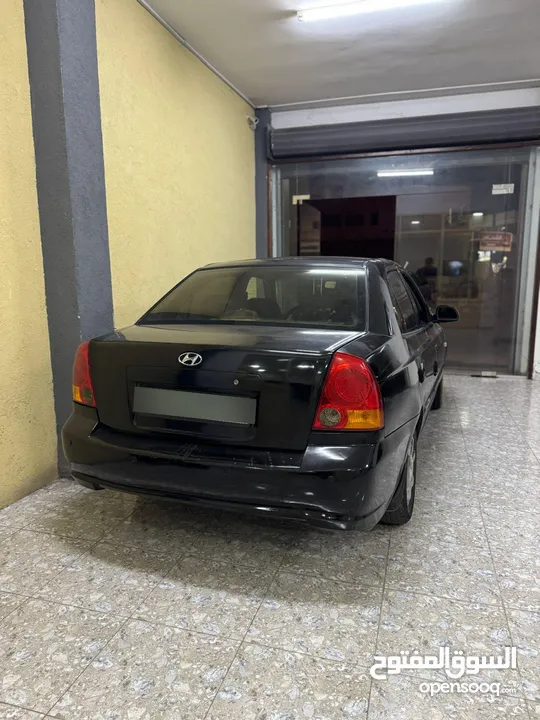 hyundai  verna  2005 هيونداي فيرنا سيارة نظيفة وسعر مناسب