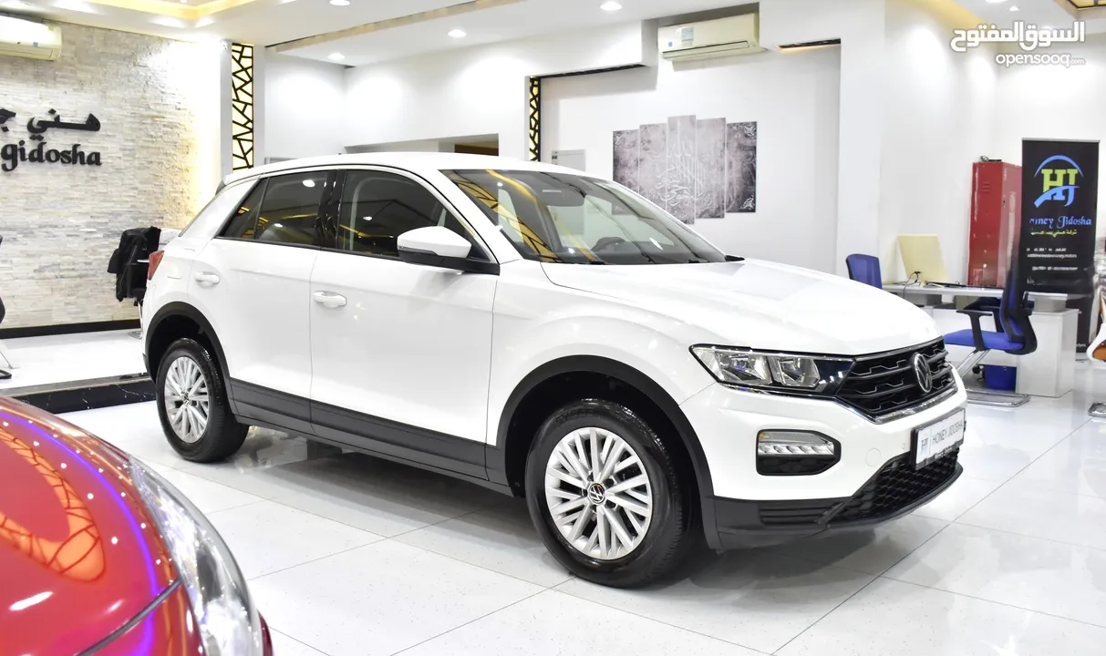 Volkswagen T-ROC ( 2021 Model ) in White Color GCC Specs