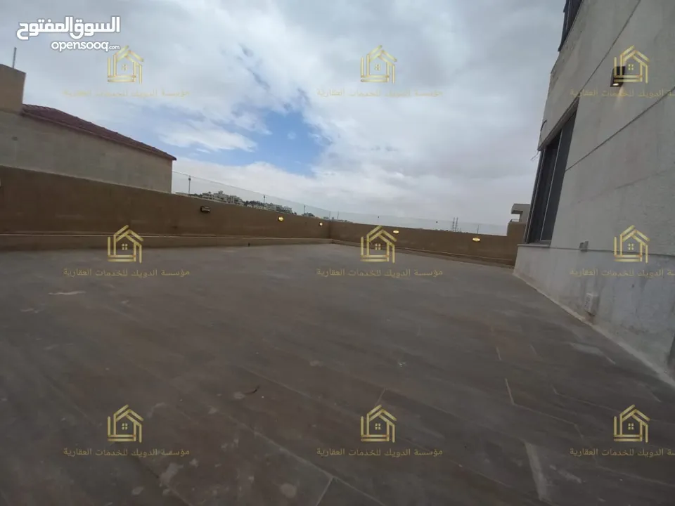 شقة دوبلكس لم تسكن فاخرة أرقى مناطق دابوق 350 متر 4 نوم 2 ماستر مع ترسات واطلالة خلابة