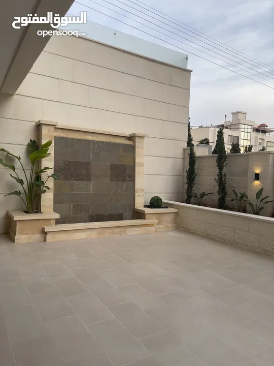 شقة طابقية في دير غبار أبراج العقارية - 350م تسوية أولى مع مسبح ومدخل خاص