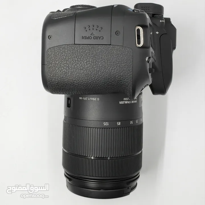 Used Canon Eos 80D with lens