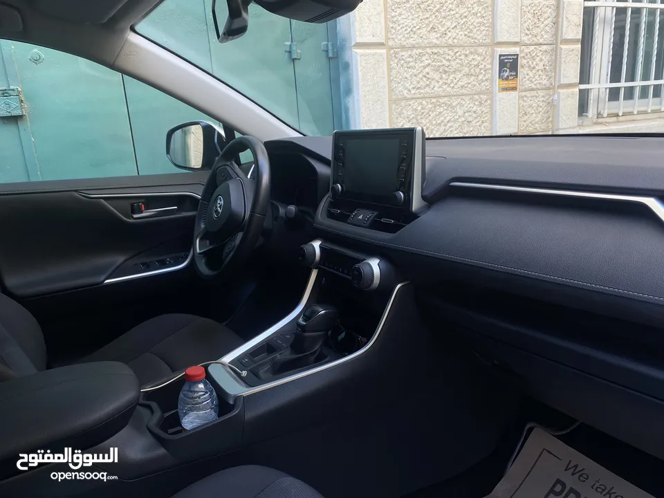 تويوتا RAV4