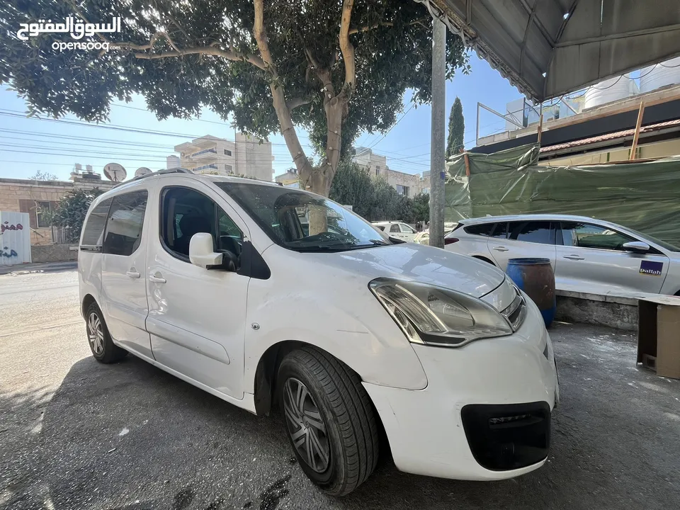 سيتروين بيرلينجو للبيع