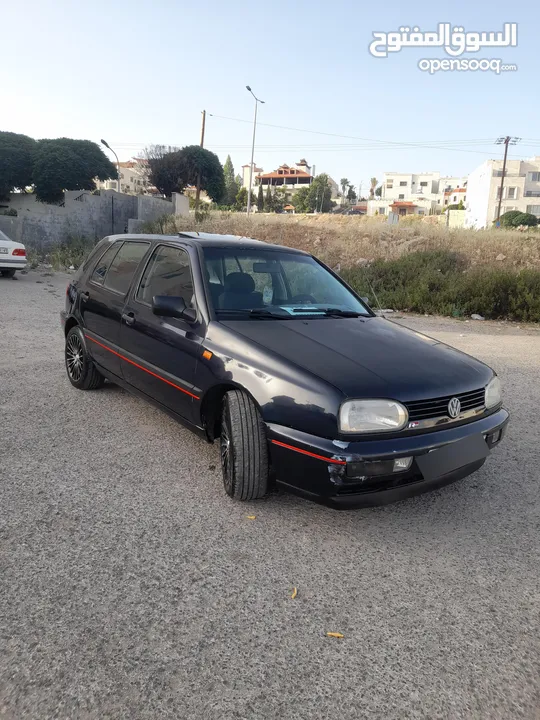 جولف موديل 1994 ماتور 1600 فتحة سنتر اصلي بور  جهاز انذار  شصيات نظاف