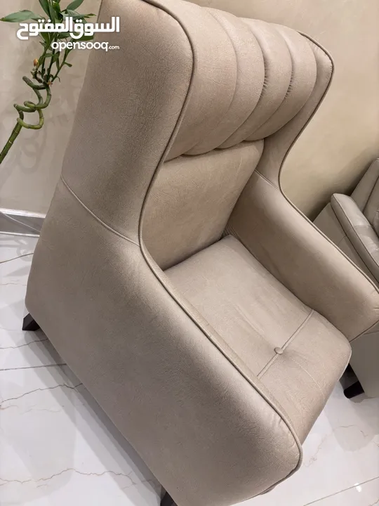 مقعد مفرد  قماش ضد المي لون بيج عدد 2
