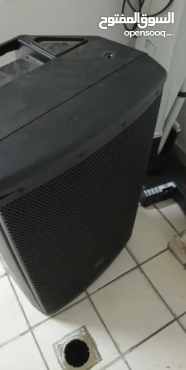 للبيع سماعة JBL EON 615 بحالة ممتازة