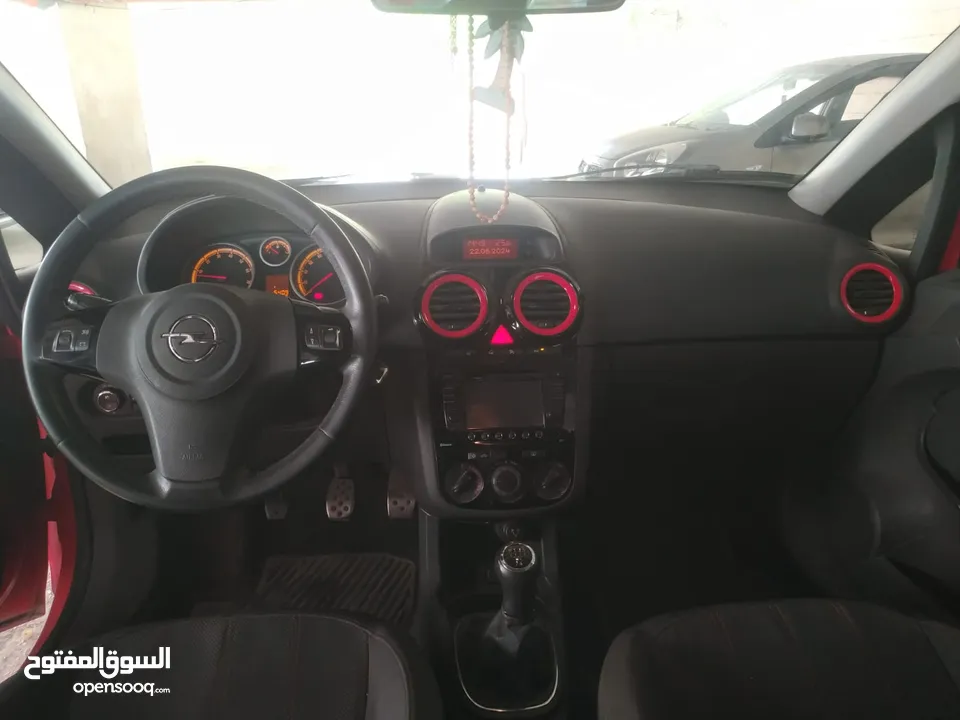 اوبل كورسا 2014