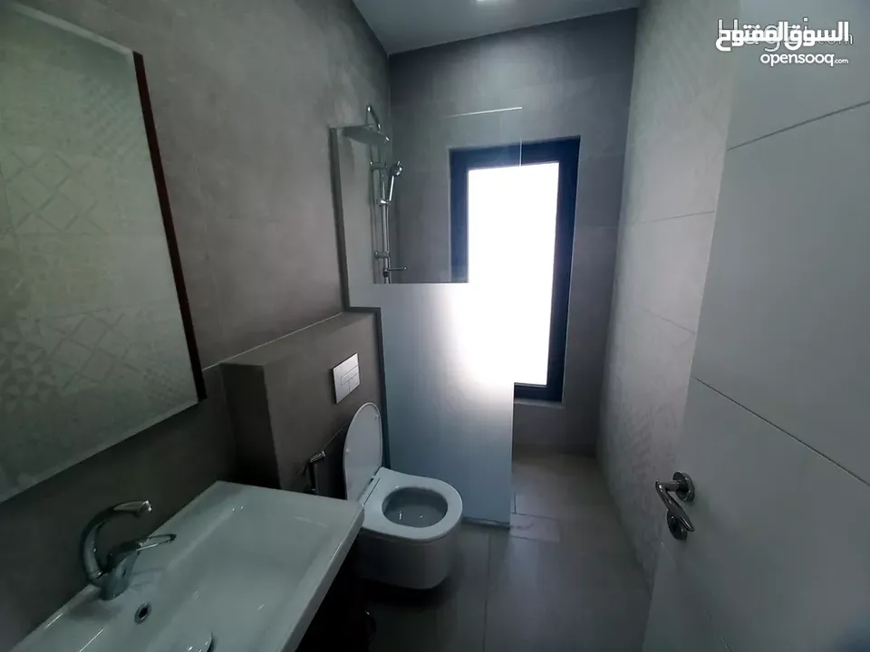 شقة غير مفروشة للإيجار 132م2 ( Property 17644 ) سنوي فقط