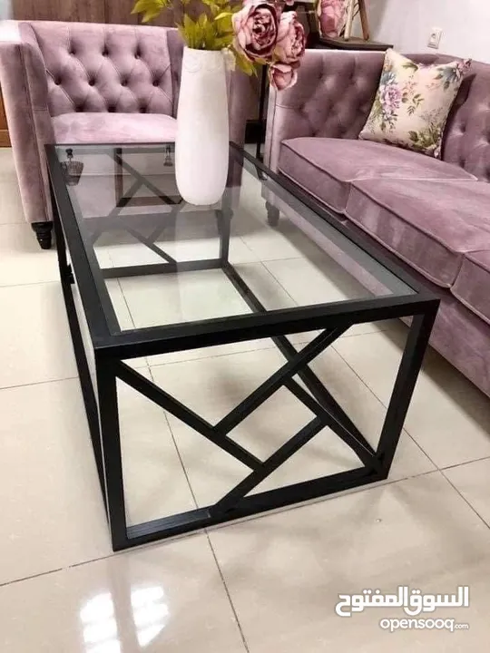 اثاث معدني متين