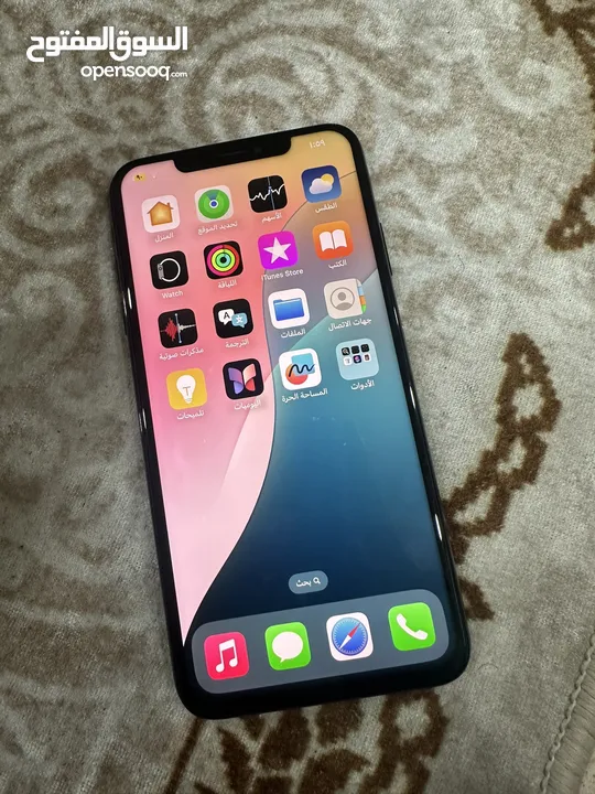 ايفون xs max ذاكرة 256 جيجا لون اسود بسعرر مميز