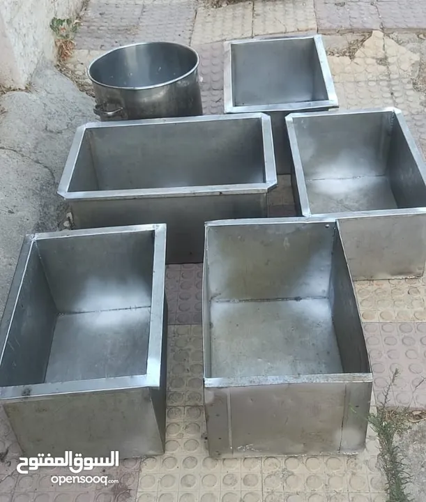عدد 6 اوعية ستينلس ستيل ثقيلة مقاس 60×40 سم