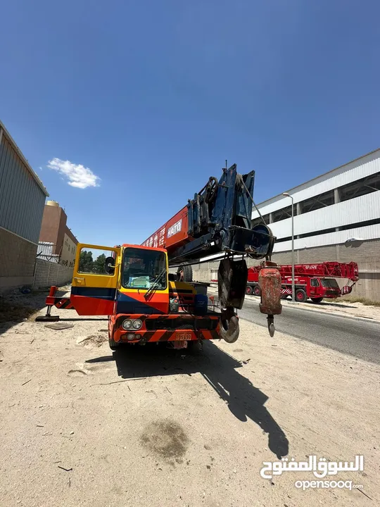 25 Ton crane for sale