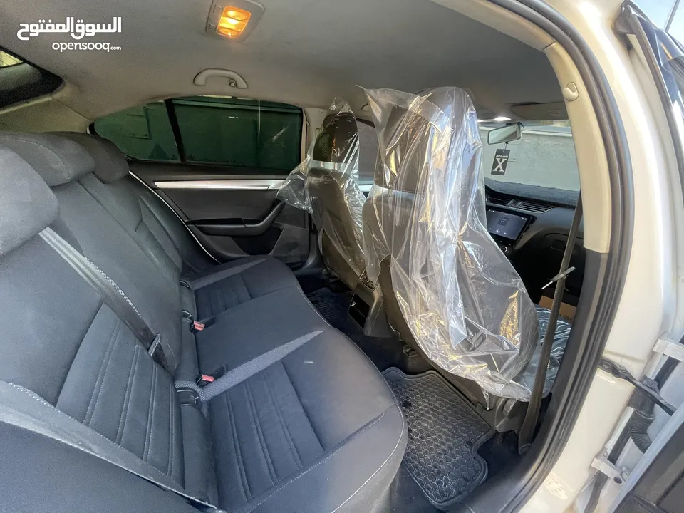 سكودا اوكتافيا 2015/14