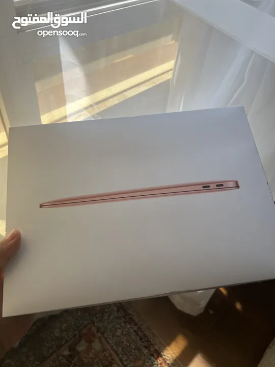 2020 MacBook Air نضيف استعمال تصفح