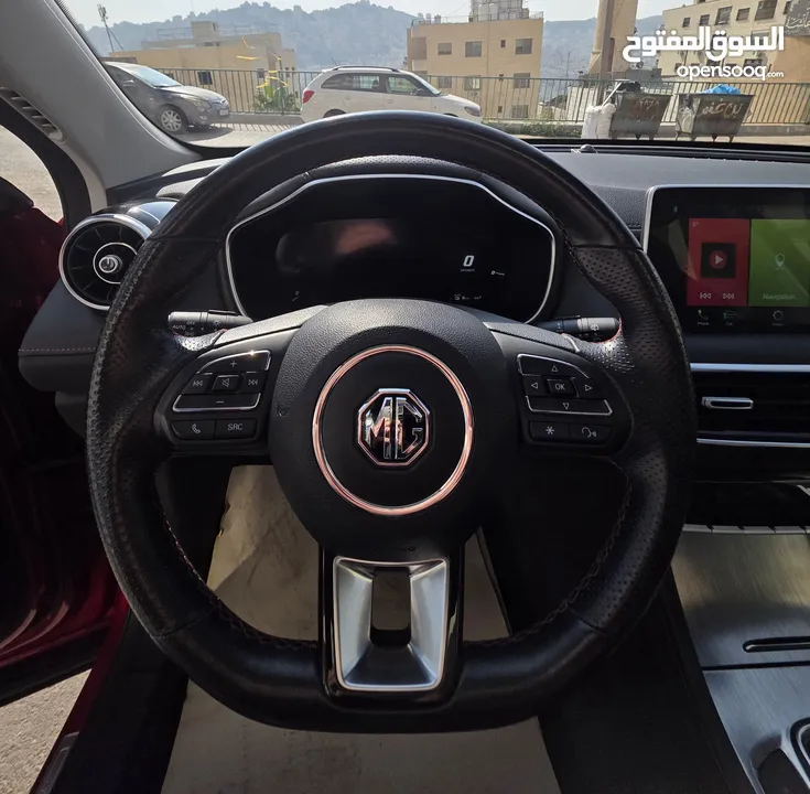 MG EHS Plug In Hybrid 2022