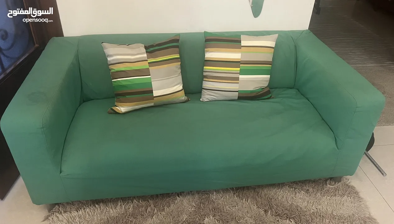 طقم كنب ايكيا - صوفا خضرا غطائها قابل للتغيير  Ikea sofa set - green sofa has a changeable cover