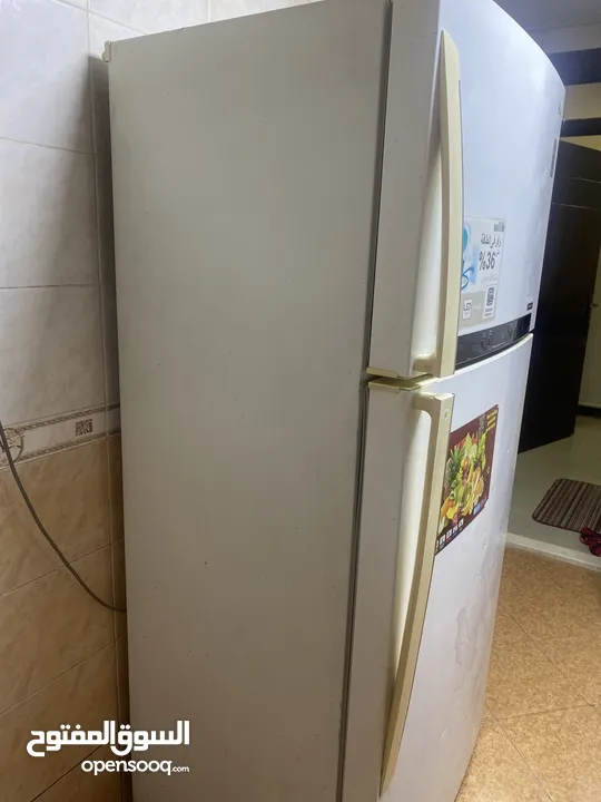 LG GN-M722HPHL Refrigerator (547L)