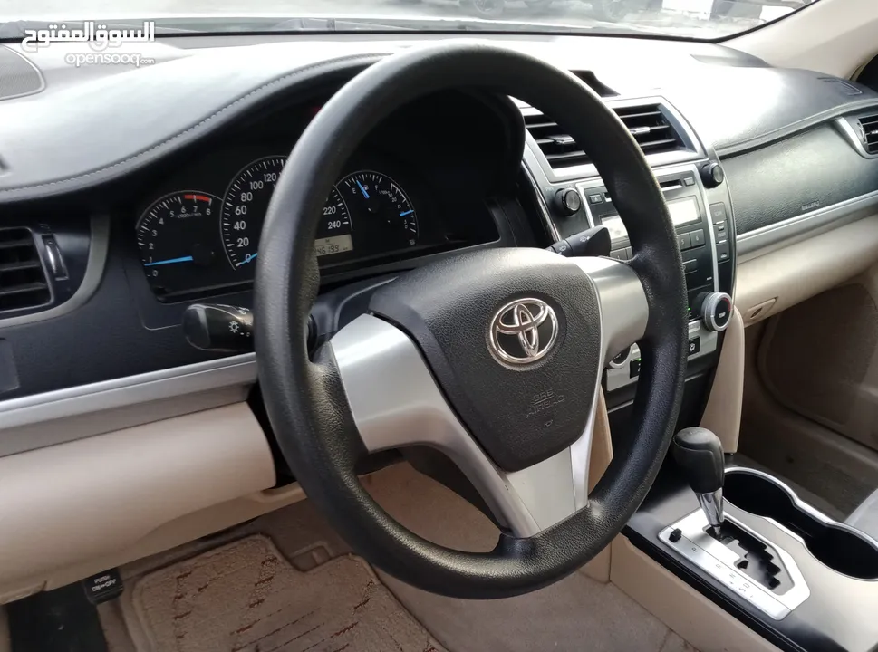 Toyota Camry GL V4 2.5L Model 2014