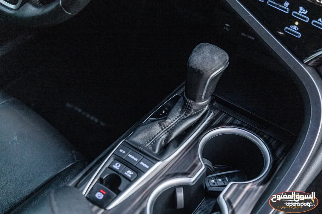 Toyota Camry 2019 Xle  السيارة مميزة جدا و بحالة ممتازة