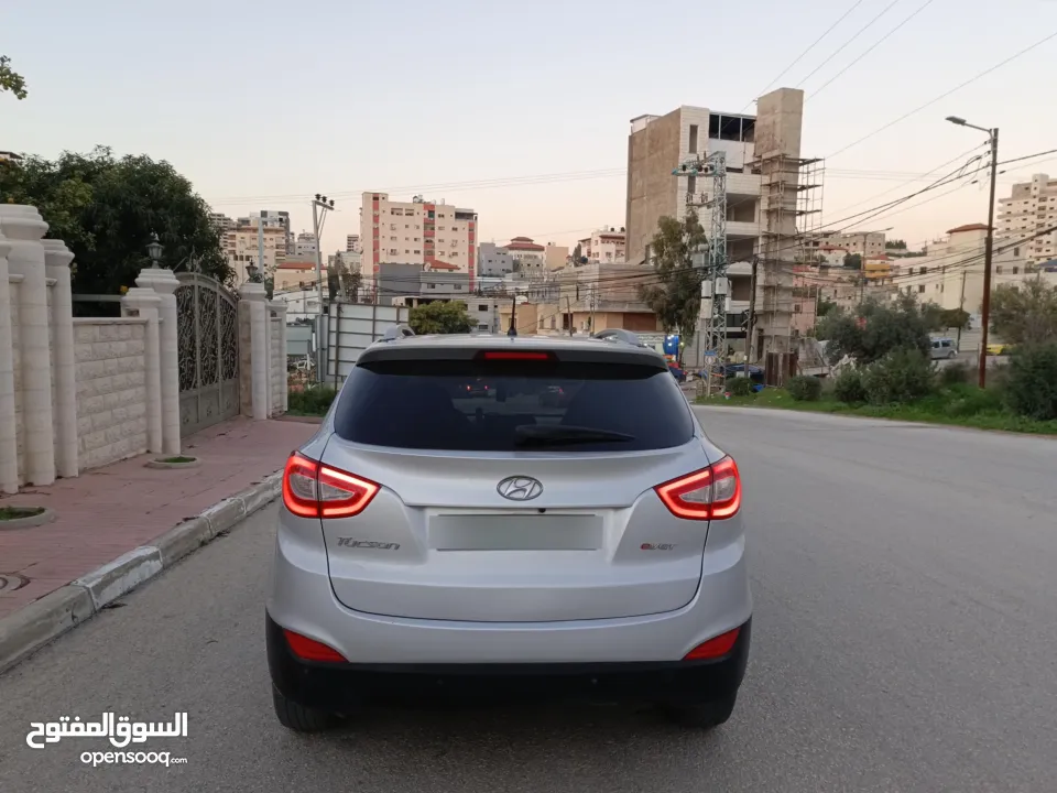 هونداي توسان 2015 بسعر حرق 59500 ألف نقدا البدل وارد منبدل ديزل فل