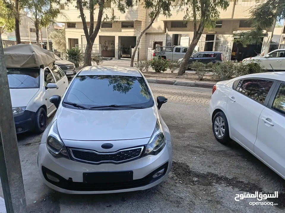 كيا برايد 2014 اتماتك اربعه غيار بسعر 39000 نقدا البدل وارد