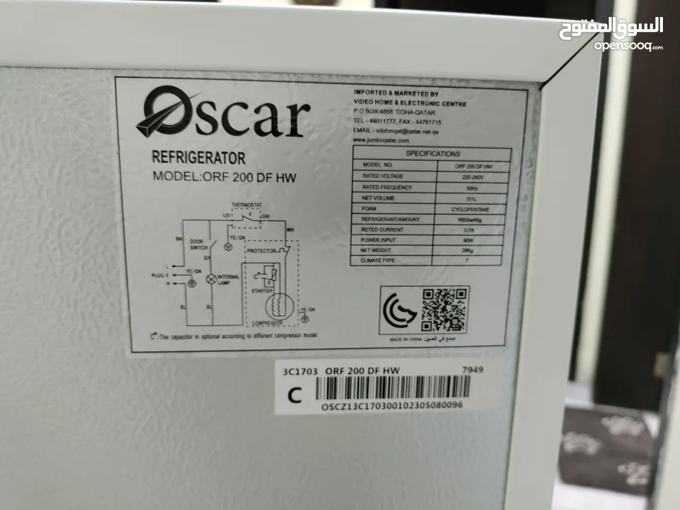 Oscar Refrigerator, Model ORF 200 DF HW