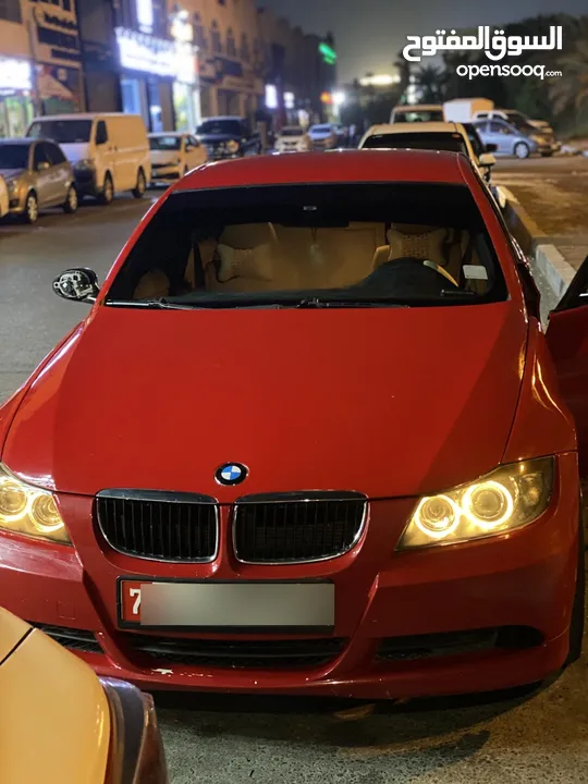 BMW 320i للبيع