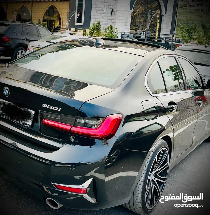 BMW 320i 2019