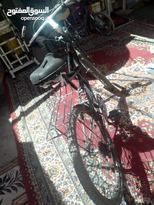 بسكليت جنط26 سنوبر سات و قادون سنوبر سات و كرسي بس بحاجه صيانه بسيطه