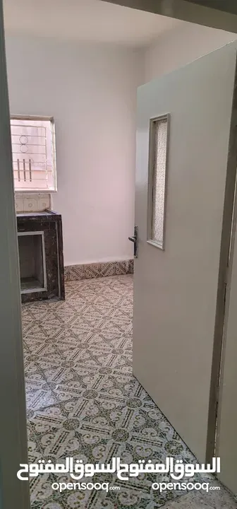 شقة للايجار طابق ثاني حي معصوم