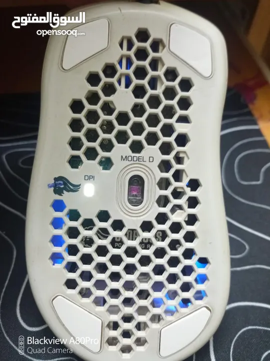 ماوس Glorious Model D سلكي – حالة ممتازة للألعاب   Glorious Model D Wired Gaming Mouse – Excellent