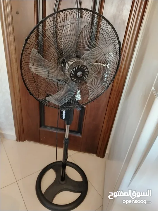 ثلاجة للبيع
