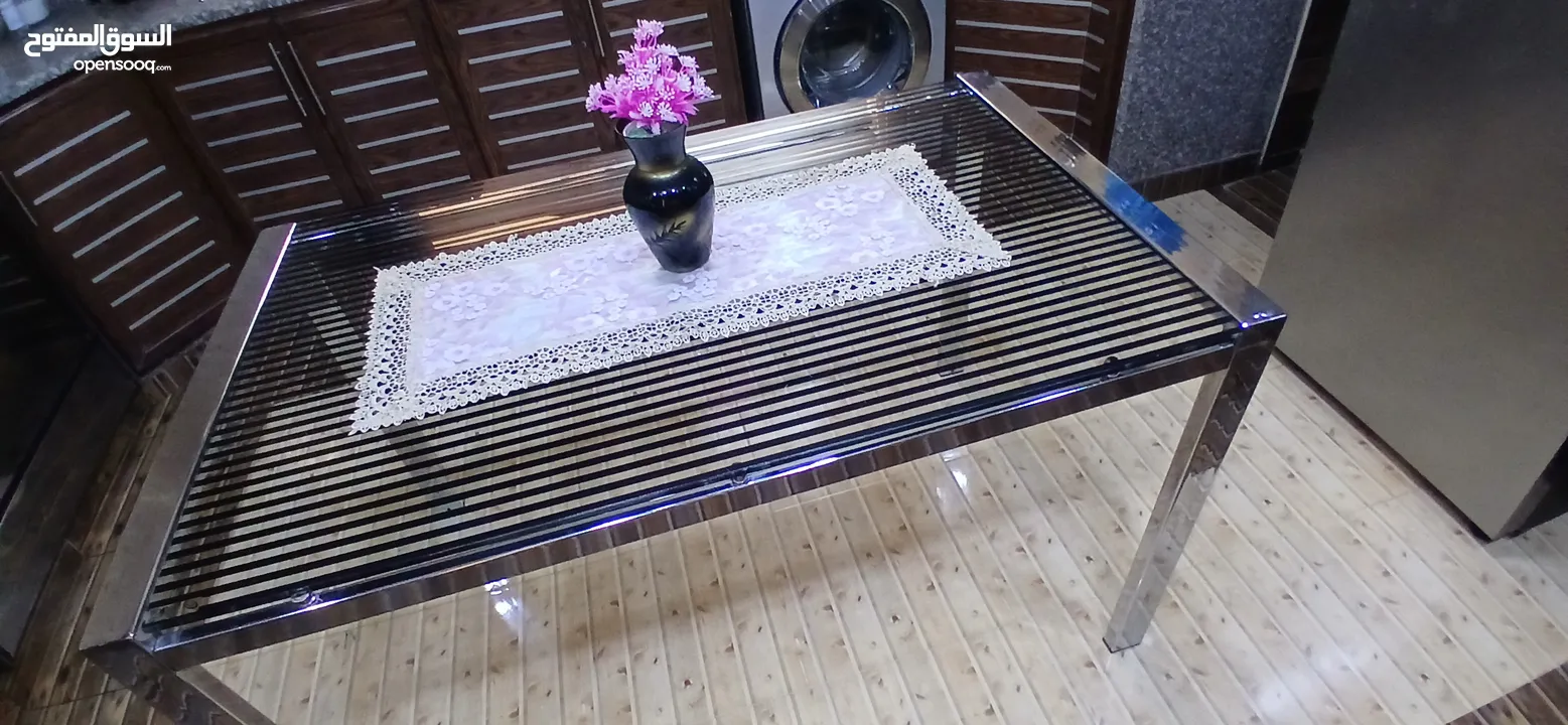 طاوله سفره / ديكور شاشاه للبيع