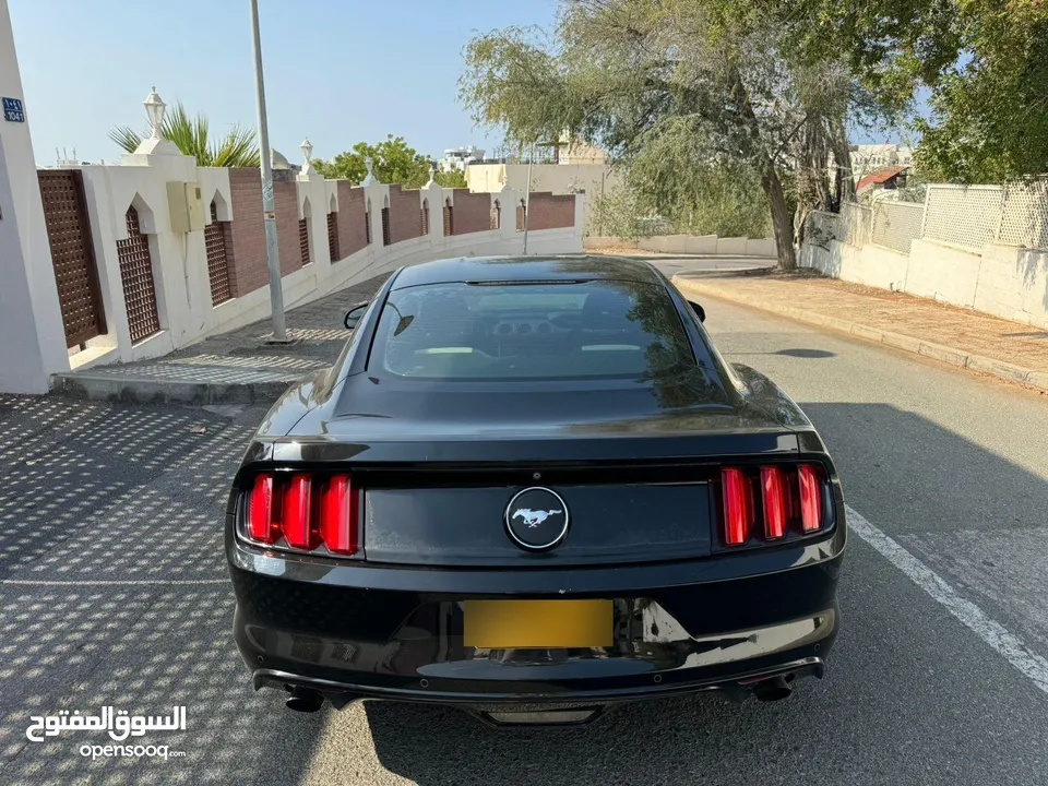 Ford Mustang 2015 Eco boost 2.3ltr V4 urgent sale expat owned