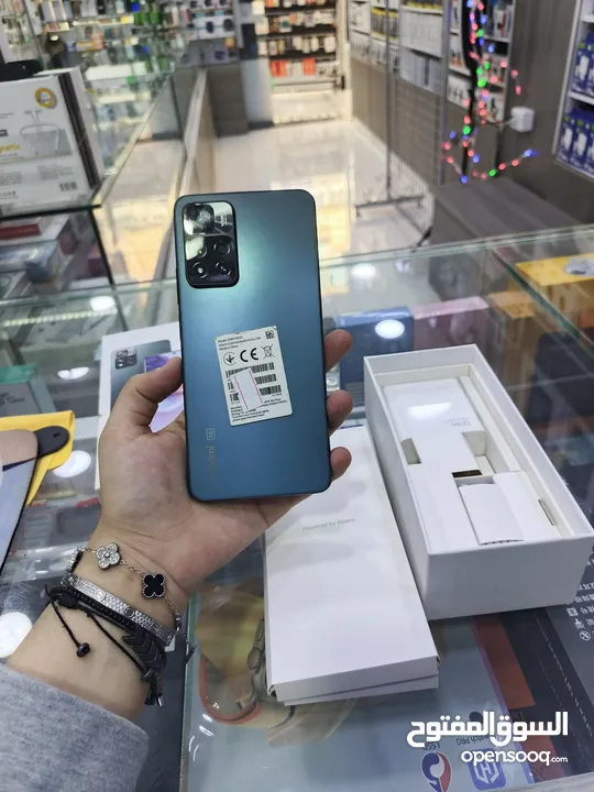 جهاز القوي NOT 11 PRO PLAS 5G معه شاحنو الاصلي 120W والكرتونه جيجا 256 رام 16 متوفر توصيل