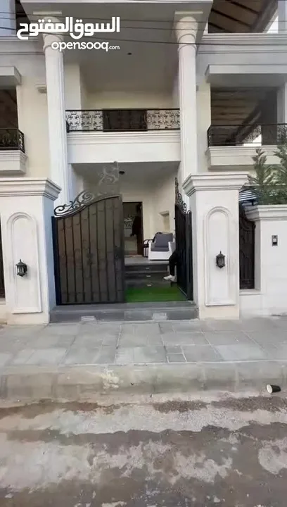 عشب صناعي اقل سعر بالمملكة وتحدي بسعر كثافة وثبات لون  يوجد صناعة  اردني  فيتنامي سعودي مصري امراتي