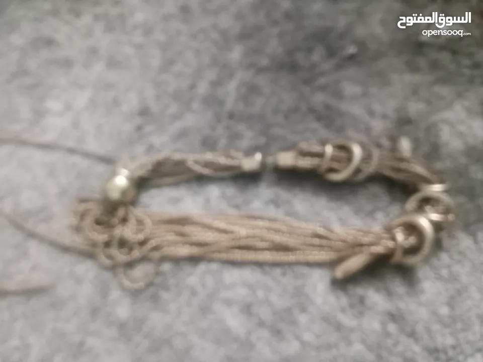نثريات للبيع