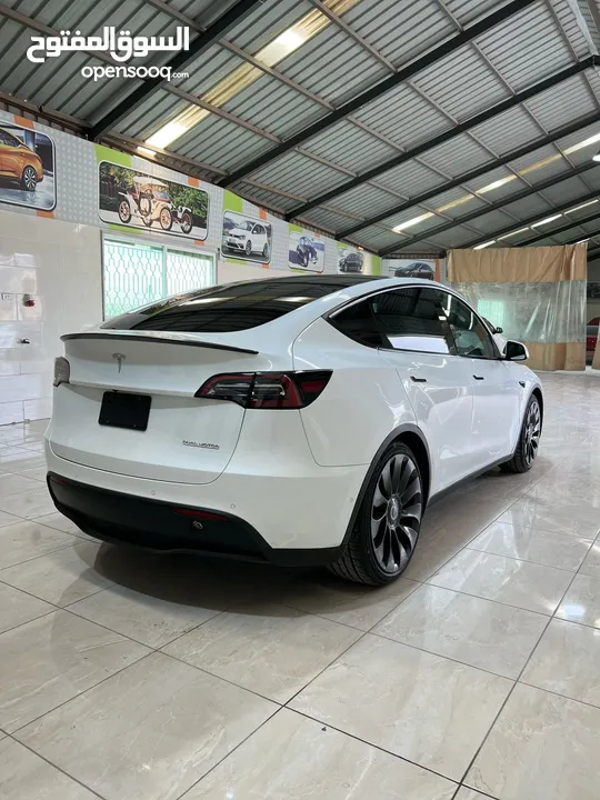 TESLA MODEL Y 2022 Performance غير مجمركة تصلح للاعفاءات