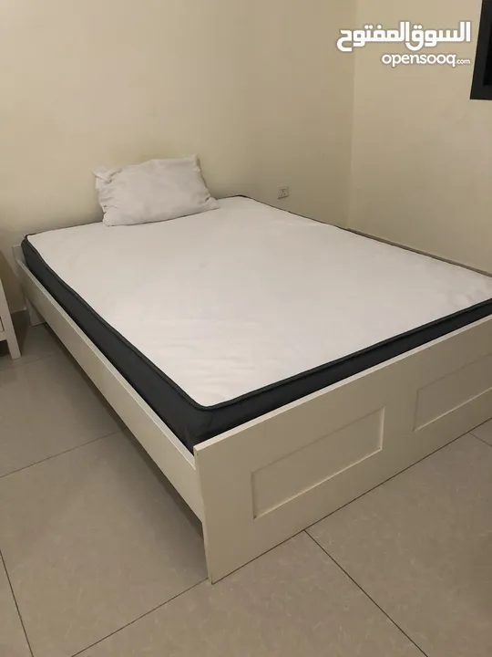 سرير إيكيا عدد 2  للبيع +المرتبة ikea bed +mattress