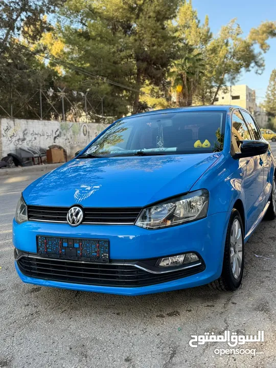 بولو 2015 باللون المميز للبيع Polo 2015