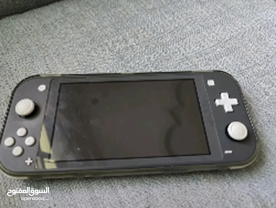 للبيع Nintendo Switch Lite و netendo 2dxlبحالة ممتازة