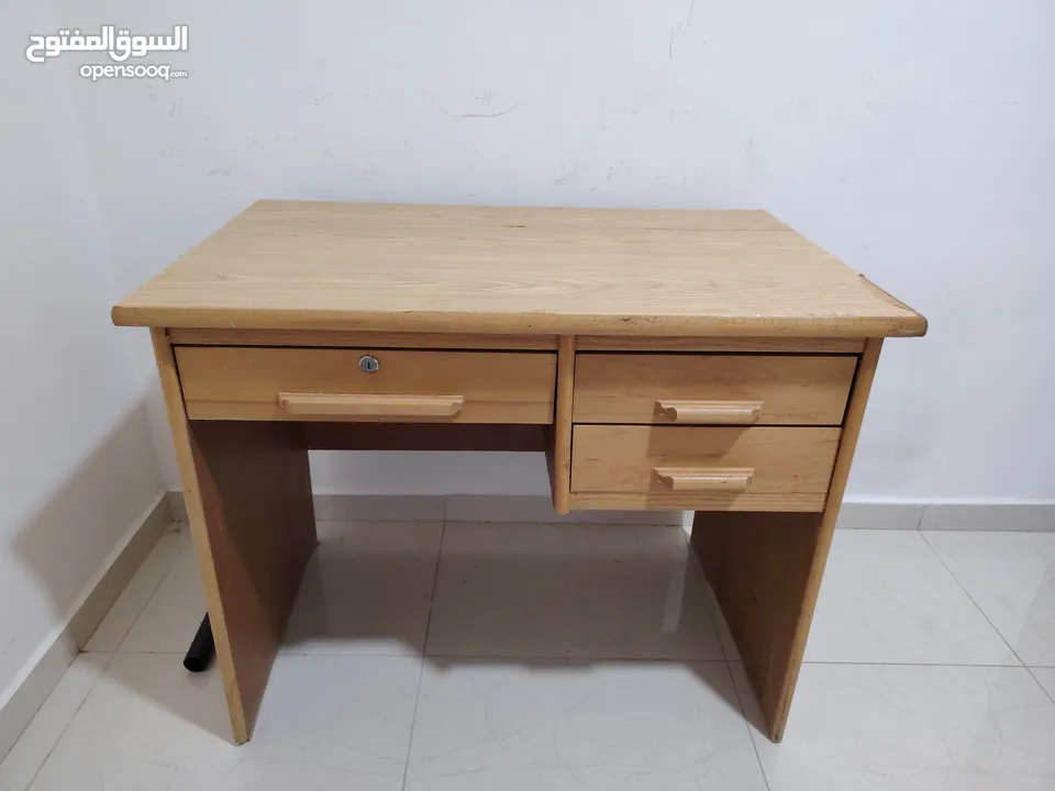 مكتب خشب زان