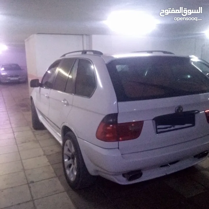 بي ام x5سياره 2002