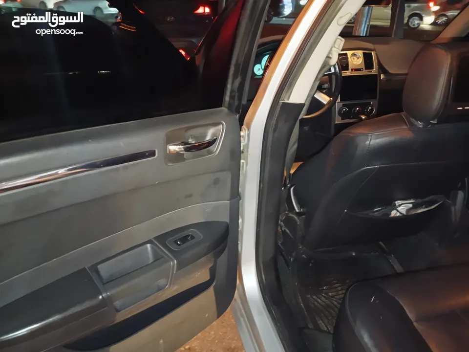 كرايسلر امريكي رئاسيه للبيع او البدل