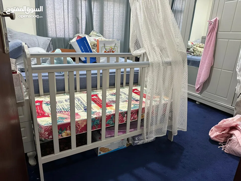 Selling Baby Crib - with Baghli Sponge and crib Curtain+  Rod