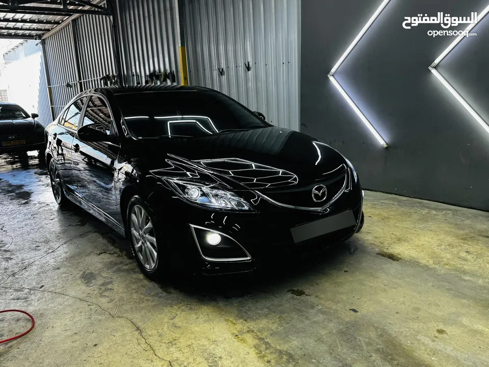 Zoom Mazda 6